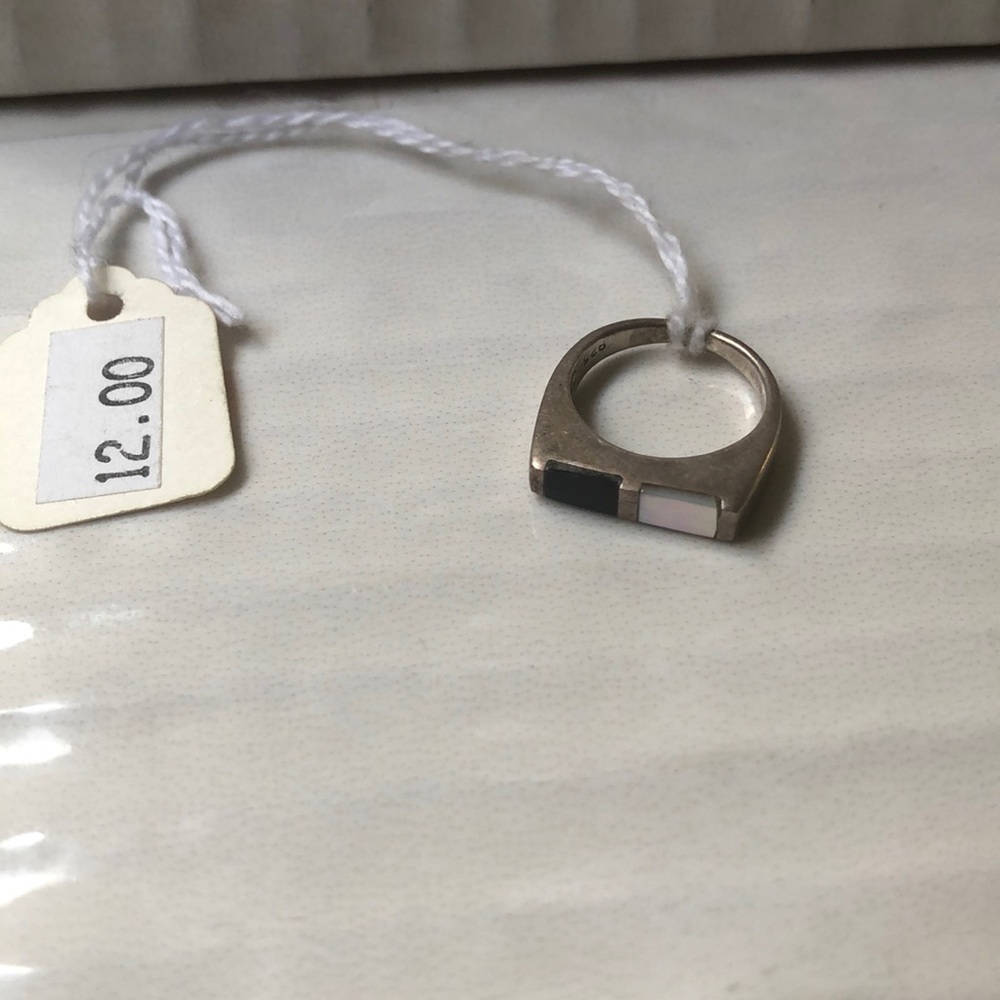 Sterling Silver Black and White Geo Ring - Size 5?